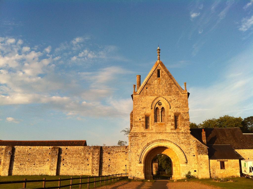 Loire Valley Medieval Getaway Rochecorbon Exterior foto